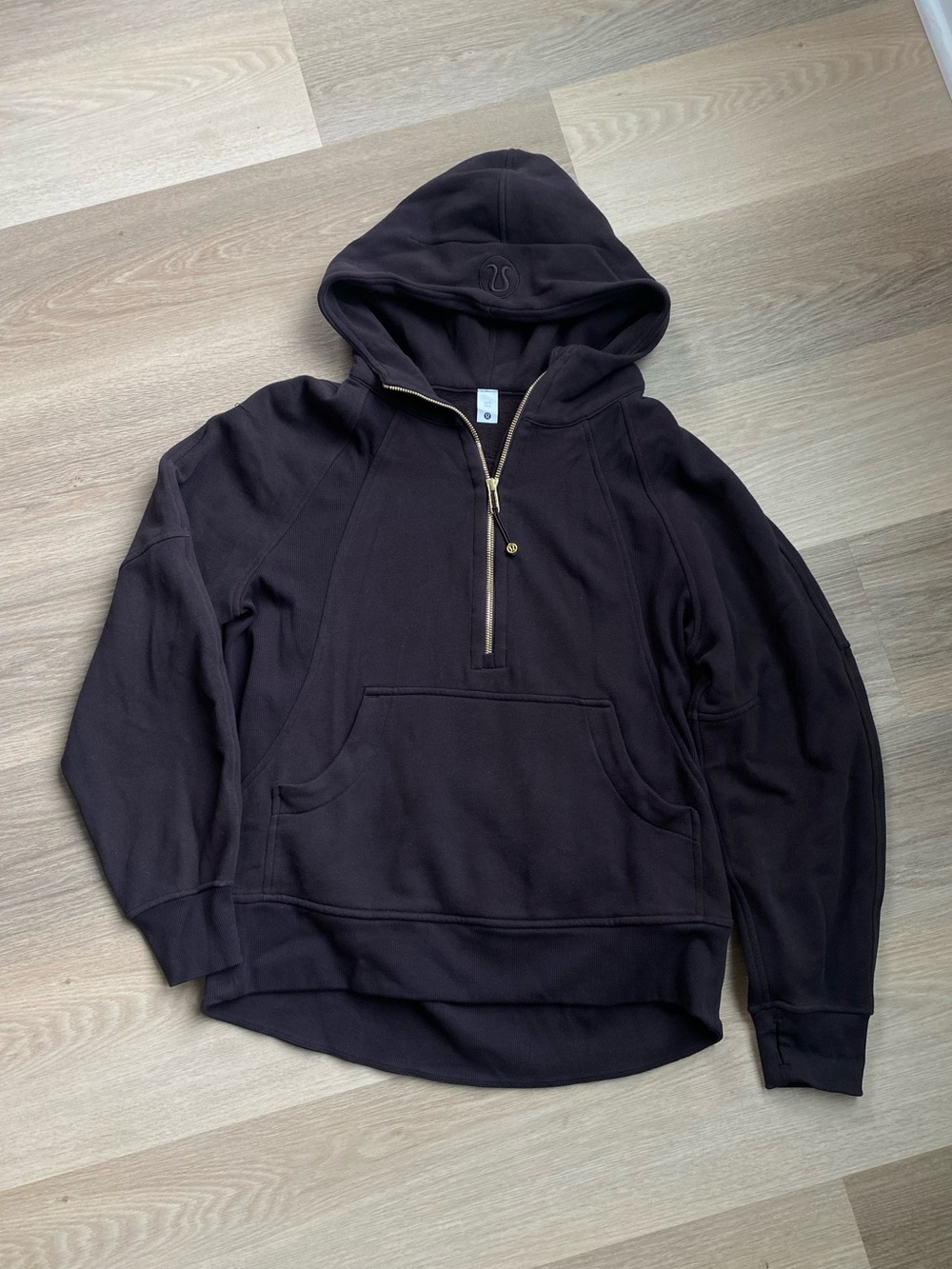 lululemon mocha scuba with gold zipper XS/S